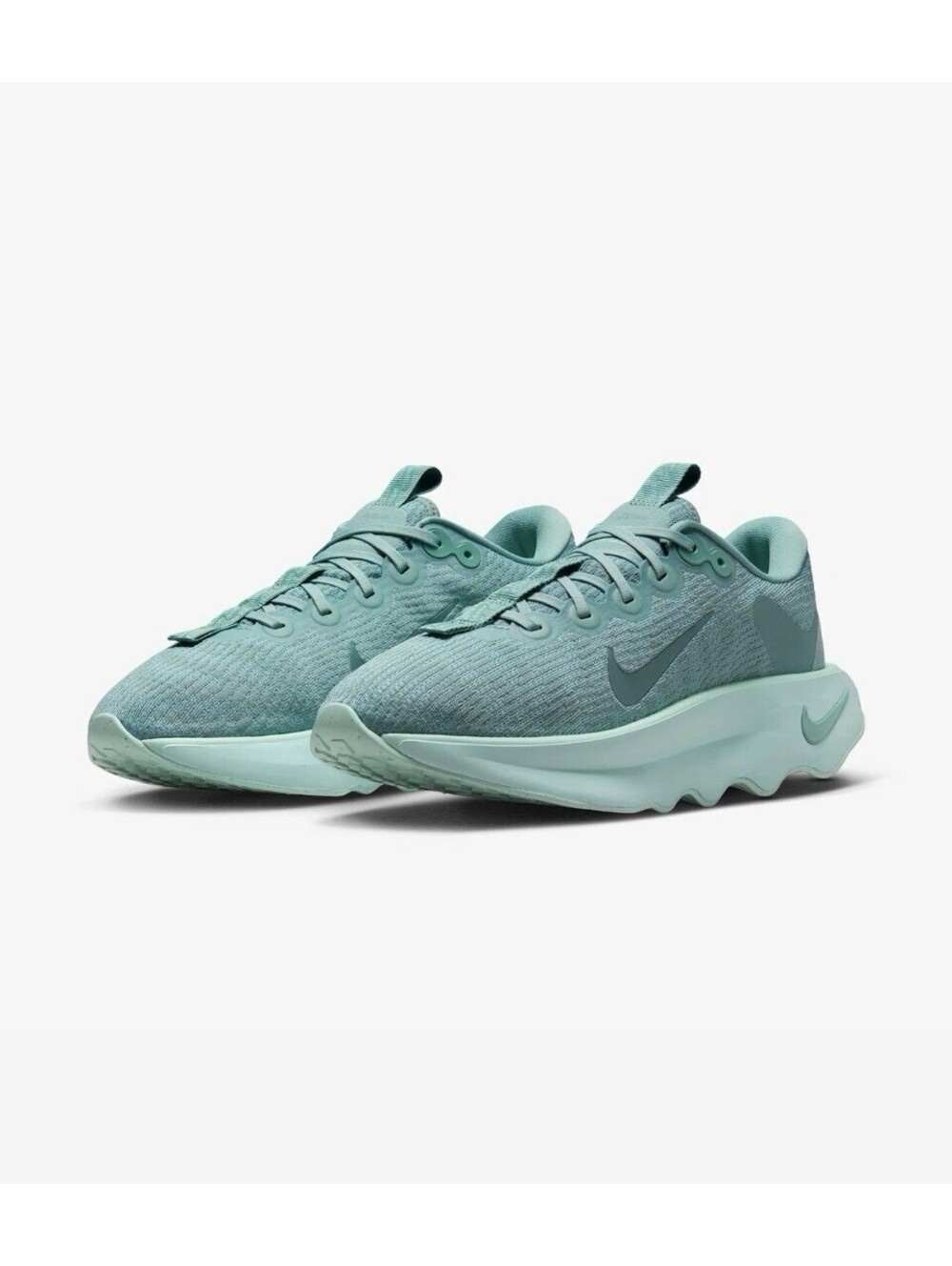 Nike Motiva WMNS Sz. 8 Cannon/Mineral/Jade Ice DV1238-011